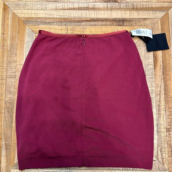 Aritzia Talula Ruched Mini Skirt Red Cordovan - XS - Picture 2 of 3